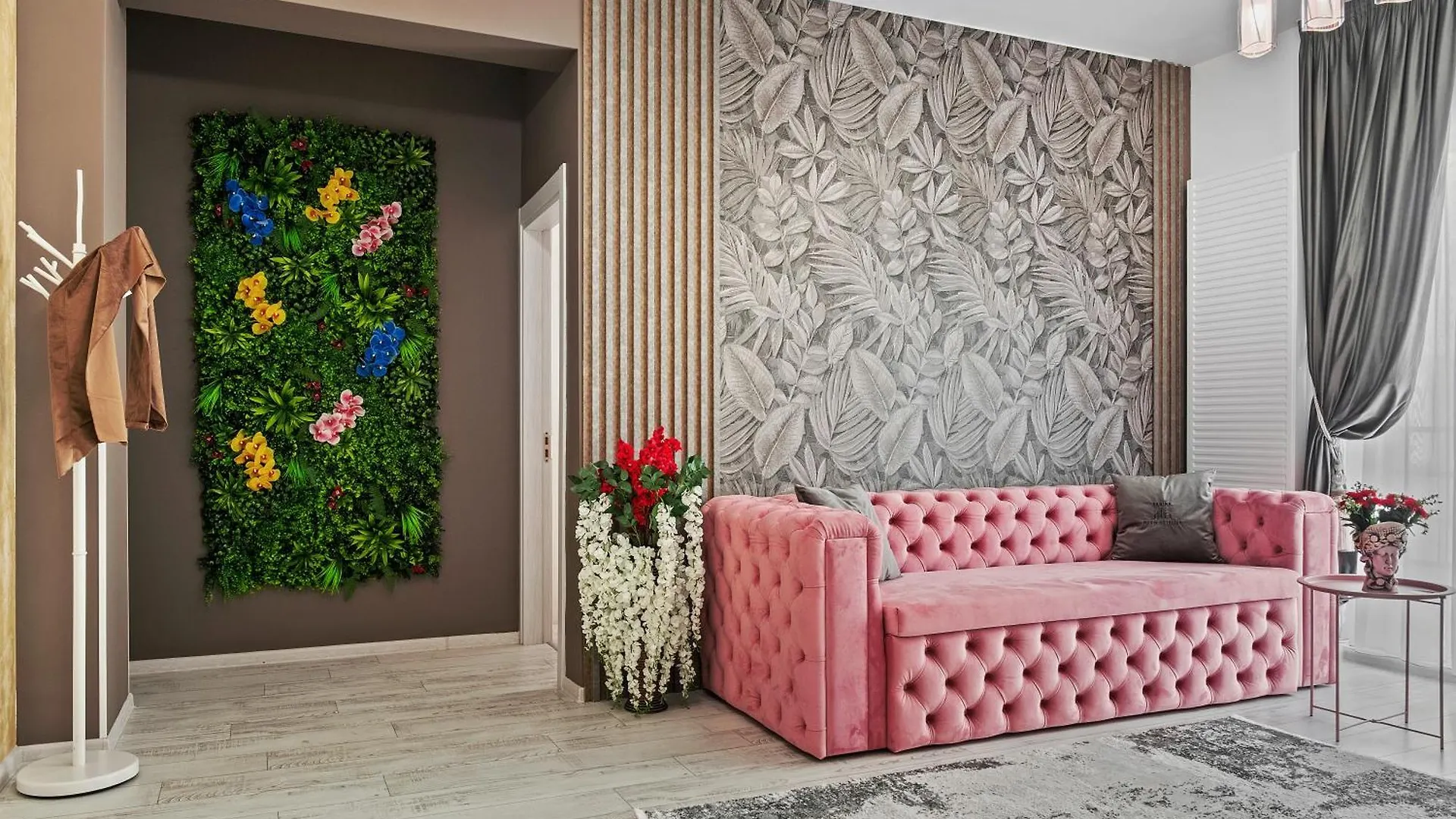 Luxury Rose Apartment Bucureşti