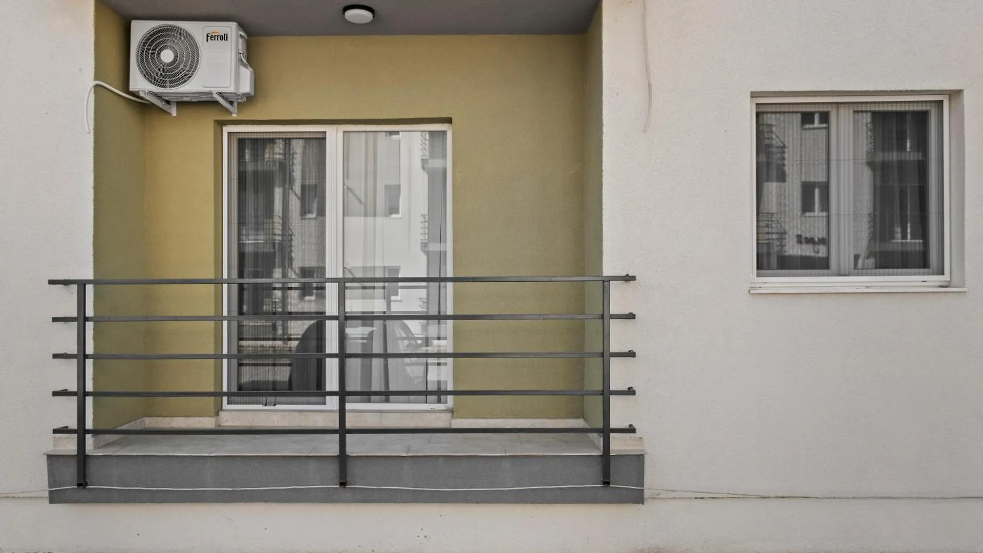 Luxury Rose Apartment Bucureşti România