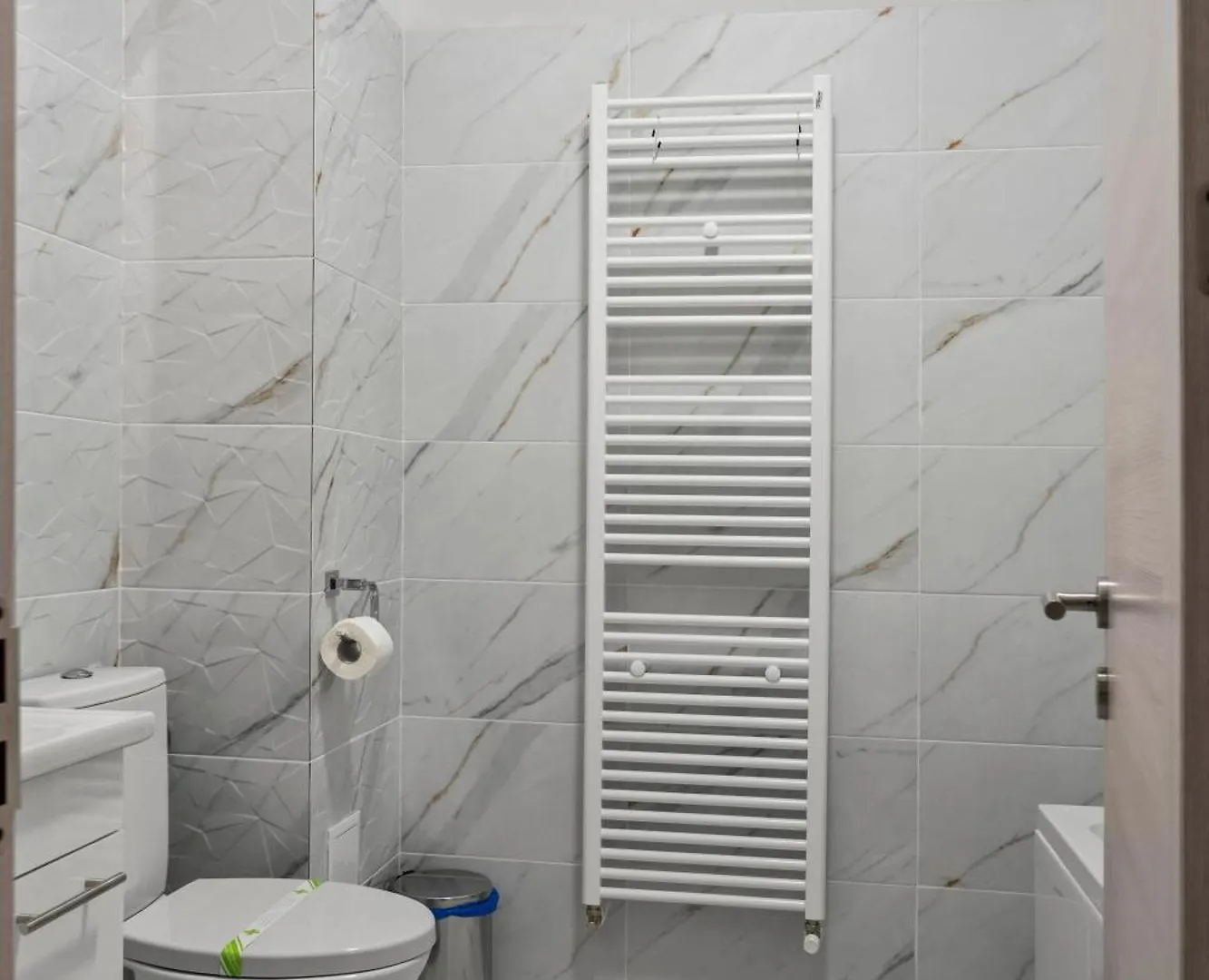 Luxury Rose Apartment Bucharest